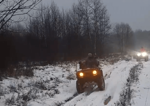 Прогулки на квадроциклах во Владимире. Подарочные сертификаты Ultra Подарки. Подарочный сертификат на прогулки на квадроциклах во Владимире. Закажите Прогулки на квадроциклах и наслаждайтесь активным отдыхом с друзьями. Выбирайте живописные маршруты для езды на квадроциклах. Сервис UltraPodarki.ru 8-800-505-95-30. Прогулкина квадроциклах, Прогулки на квадроциклах Владимир, прокат квадроциклов, прокат квадроциклов Владимир, езда на квадроцикле, езда на квадроцикле Владимир, катание на квадроциклах зимой, Катание на квадроциклах летом, сертификат на катание на квадроциклах, сертификат квадроциклы, сертификат квадроциклы Владимир