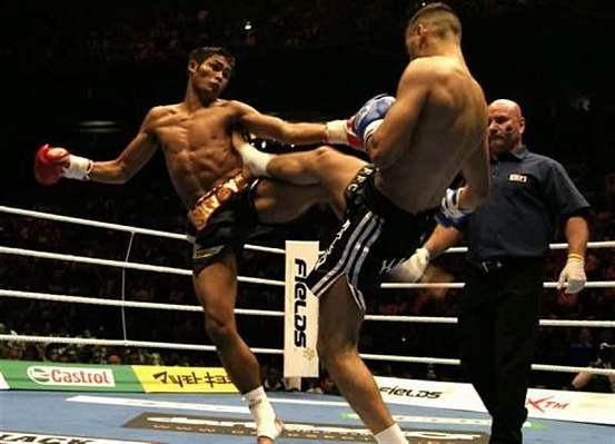 Купить занятие тайским боксом во Владимире. Сервис Ultra Подарки. Хотите взять уроки Муай Тай в клубе тайского бокса? Купите сертификат на занятие тайским боксом во Владимире. Сервис UltraPodarki.ru 8 800 505 95 30. Занятия тайским боксом, тайский бокс индивидуальные занятия, занятия тайским боксом во Владимире, тайский бокс цена, тайский бокс тренировка, тайский бокс клуб, тайский бокс клуб во Владимире, муай тай, уроки муай тай, сертификат на тайский бокс, Муай Тай Владимир, Тайский бокс Владимир, купить тайский бокс, купить муай тай, купить Тайский бокс Владимир