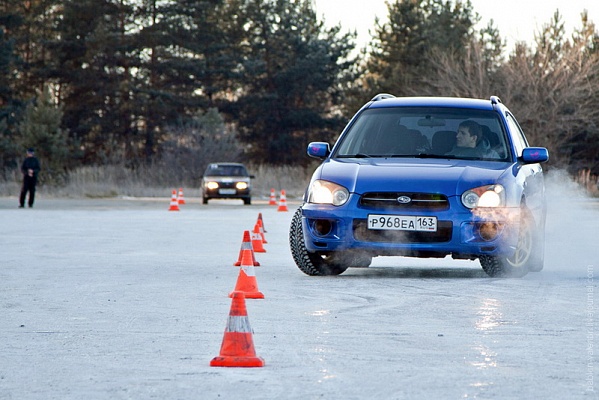 Контраварийное вождение во Владимире. Ultra Подарки. Купить уроки контраварийного вождения во Владимире. Научитесь водить машину в любых условиях! Сервис UltraPodarki.ru 8 800 505 95 30. Контраварийное вождение Владимир, контраварийное вождение, экстремальное вождение Владимир, экстремальное вождение, обучение вождению Владимир, обучение вождению, вождение Владимир, вождение,  курс вождения Владимир, курс вождения, курсы экстремальное вождения Владимир, курсы экстремального вождения, обучение в автошколе Владимир, обучение в автошколе