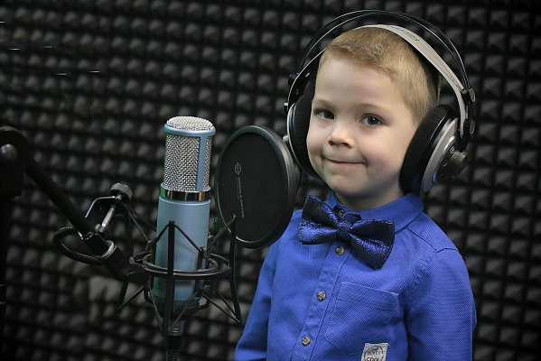  Индивидуальные занятия вокалом во Владимире. Ultra Подарки. Купить сертификат на индивидуальные занятия вокалом во Владимире и уроки обучения вокалу.  Сервис UltraPodarki.ru 8 800 505 95 30. Индивидуальные занятия вокалом, занятия вокалом во Владимире, обучение вокалу Владимир, уроки вокала Владимир, школа вокала Владимир, занятие вокалом для детей, занятия вокалом, обучение вокалу, уроки вокала, школа вокала, уроки вокала обучение, вокальные уроки, индивидуальные занятия вокалом Владимир