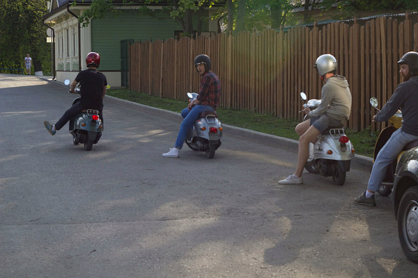 Катание на скутере во Владимире. ULTRA ПОДАРКИ. Купить катание на скутере во Владимире. Попробовав езду на скутерах, вы получите порцию адреналина и невероятные эмоции. Сервис UltraPodarki.ru 8 800 505 95 30.. Катание на скутере во Владимире, прокат скутеров Владимир, катание на скутерах, прокат скутера, езда на скутере Владимир, езда на скутере