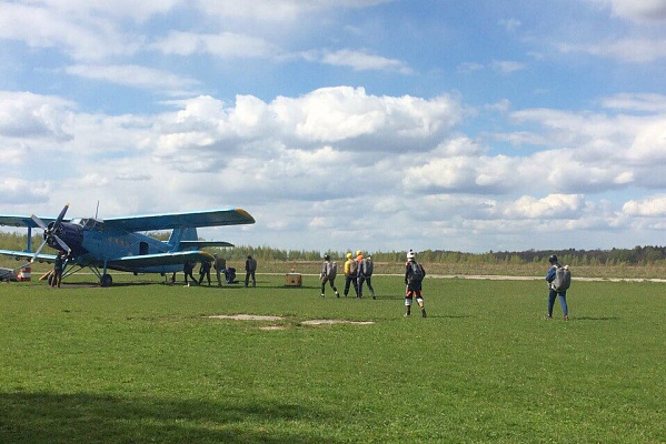 Полет на самолете во Владимире. Ultra Подарки. Купить полёт на самолёте во Владимире. Испытайте невероятные ощущения от прогулки на самолёте или порадуйте своих близких подарив сертификат на полет в подарок. Сервис UltraPodarki.ru 8 800 505 95 30. полёт на самолёте, сертификат на полёт, цены самолёт, полёт в подарок, реальный полёт, реальный полёт на самолёте, купить полёт Владимир, полёт на самолёте Владимир, сертификат на полёт Владимир, цены полёт Владимир