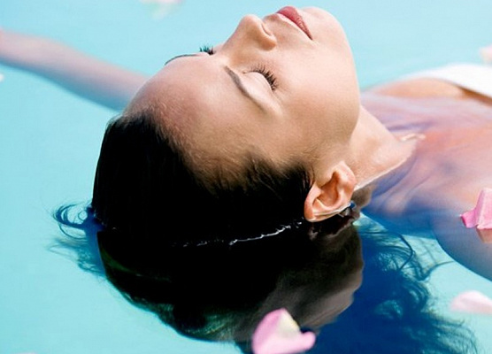 СПА процедура Флоатинг во Владимире. Ultra Подарки. Флоатинг во Владимире. Испытайте настоящее расслабление от СПА процедуры флоатинг в флотационной камере. Сервис: UltraPodarki.ru 8 800 505 95 30. Флоатинг Владимир, флоатинг, купить флоатинг, купить флоатинг во Владимире, СПА процедура флоатинг во Владимире, флотационная камера, флотационный резервуар, сеанс, флоатинга Владимир