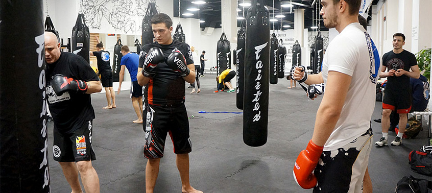 Смешанные единоборства во Владимире. Сервис Ultra Подарки. Купить подарочный сертификат на смешанные единоборства во Владимире. Опытные инструкторы обучат вас ММА. Сервис UltraPodarki.ru 8 800 505 95 30. Смешанные единоборства, бои без правил, ММА, смешанные единоборства во Владимире, UFC, смешанные боевые искусства, бои без правил Владимир, UFC Владимир, смешанные боевые искусства Владимир, ММА Владимир, занятия ММА Владимир
