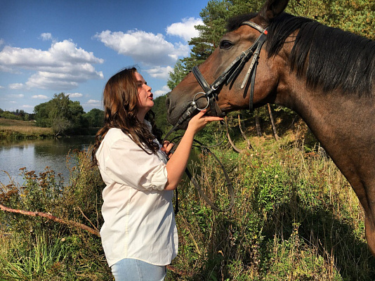 Конная прогулка для двоих во Владимире. Подарочные сертификаты Ultra Подарки. Купить оригинальный подарок или подарочный сертификат на Конную прогулка для двоих во Владимире. Сервис UltraPodarki.ru 8-800-505-9530. Катание на лошадях, Прогулка на лошади, Прогулка на лошадях для двоих,кони, конный клуб, конный клуб Horse Travel, конная прогулка, конная прогулка во Владимире