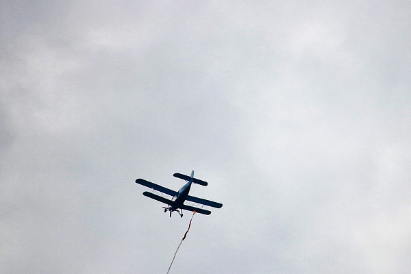 Полет на самолете во Владимире. Ultra Подарки. Купить полёт на самолёте во Владимире. Испытайте невероятные ощущения от прогулки на самолёте или порадуйте своих близких подарив сертификат на полет в подарок. Сервис UltraPodarki.ru 8 800 505 95 30. полёт на самолёте, сертификат на полёт, цены самолёт, полёт в подарок, реальный полёт, реальный полёт на самолёте, купить полёт Владимир, полёт на самолёте Владимир, сертификат на полёт Владимир, цены полёт Владимир