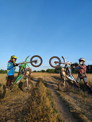 Катание на мотоцикле во Владимире. ULTRA ПОДАРКИ. Купить катание на мотоцикле во Владимире. Попробовав езду на мотоциклах, вы получите порцию адреналина и невероятные эмоции. Сервис: UltraPodarki.ru 8 800 505 95 30.. Катание на мотоцикле во Владимире, прокат мотоциклов Владимир, катание на мотоциклах, прокат мотоцикла, езда на мотоцикле Владимир, езда на мотоцикле, мотопрогулка Владимир, мотопрогулка