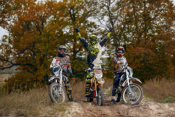 Катание на мотоцикле во Владимире. ULTRA ПОДАРКИ. Купить катание на мотоцикле во Владимире. Попробовав езду на мотоциклах, вы получите порцию адреналина и невероятные эмоции. Сервис: UltraPodarki.ru 8 800 505 95 30.. Катание на мотоцикле во Владимире, прокат мотоциклов Владимир, катание на мотоциклах, прокат мотоцикла, езда на мотоцикле Владимир, езда на мотоцикле, мотопрогулка Владимир, мотопрогулка