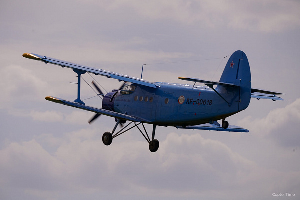 Полет на самолете во Владимире. Ultra Подарки. Купить полёт на самолёте во Владимире. Испытайте невероятные ощущения от прогулки на самолёте или порадуйте своих близких подарив сертификат на полет в подарок. Сервис UltraPodarki.ru 8 800 505 95 30. полёт на самолёте, сертификат на полёт, цены самолёт, полёт в подарок, реальный полёт, реальный полёт на самолёте, купить полёт Владимир, полёт на самолёте Владимир, сертификат на полёт Владимир, цены полёт Владимир