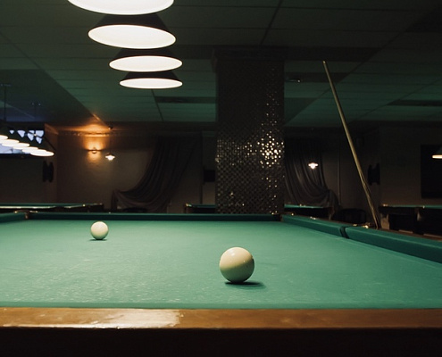 Игра в бильярд Владимир.Ultra Подарки. Игра в бильярд Владимир. Попробуйте настоящий бильярд, в бильярдном клубе. Сервис: UltraPodarki.ru 8 800 505 95 30. Игра в бильярд, игра в бильярд Владимир, русский бильярд, русский бильярд Владимир, бильярдный клуб, бильярдный клуб Владимир, бильярд Владимир, купить бильярд Владимир