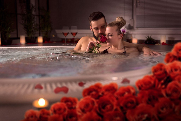 Романтическое свидание в СПА во Владимире. Ultra Подарки. Купить романтическое свидание в СПА во Владимире. Подарите самым близким незабываемые моменты и признайтесь в искренних чувствах. Сервис UltraPodarki.ru 8-800-505-95-30. Романтическое свидание в СПА во Владимире, свидание во Владимире, свидание в СПА, сертификат на свидание в СПА, сертификат на свидание во Владимире, купить свидание, купить свидание Владимир, первое свидание, девушка свидание, СПА, романтическое СПА, романтический вечер, романтические любимому