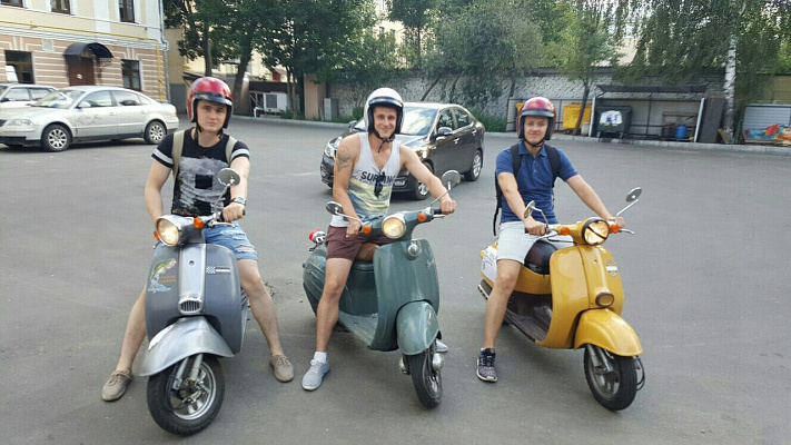 Катание на скутере во Владимире. ULTRA ПОДАРКИ. Купить катание на скутере во Владимире. Попробовав езду на скутерах, вы получите порцию адреналина и невероятные эмоции. Сервис UltraPodarki.ru 8 800 505 95 30.. Катание на скутере во Владимире, прокат скутеров Владимир, катание на скутерах, прокат скутера, езда на скутере Владимир, езда на скутере
